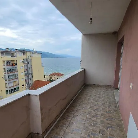 Lucky's Apartment, A Place To Be Apartmán Pogradec