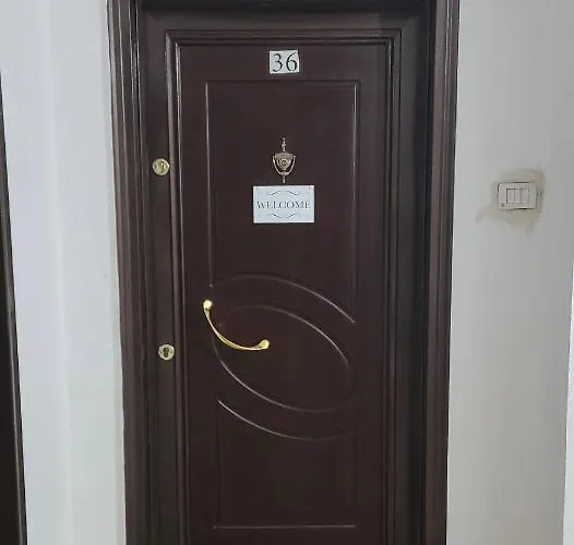 Lucky's Apartment, A Place To Be Apartmán *